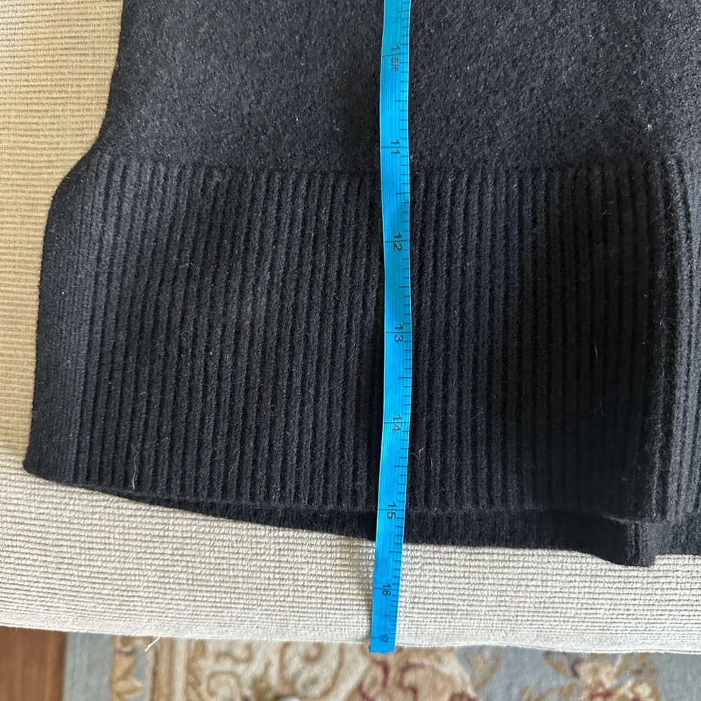 Aritzia Babaton Merino Wool Black Sleeveless Turtleneck - Picture 9 of 12
